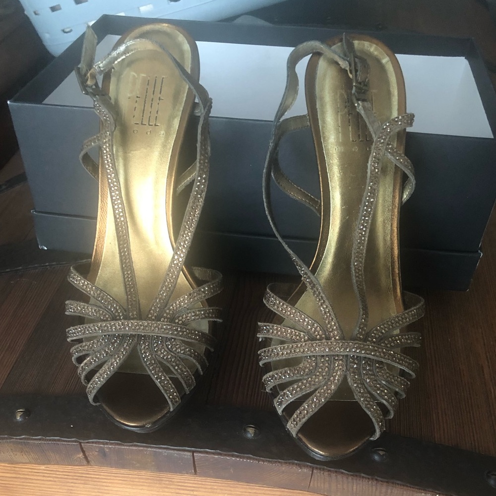 Pelle Moda Shiloh Heeled Sandals